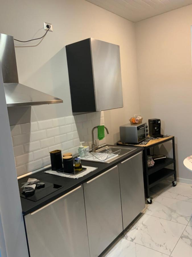 Central Station And City Rooms Link "13 Apartment" Amalfi Coast , ซาแลร์โน ภายนอก รูปภาพ