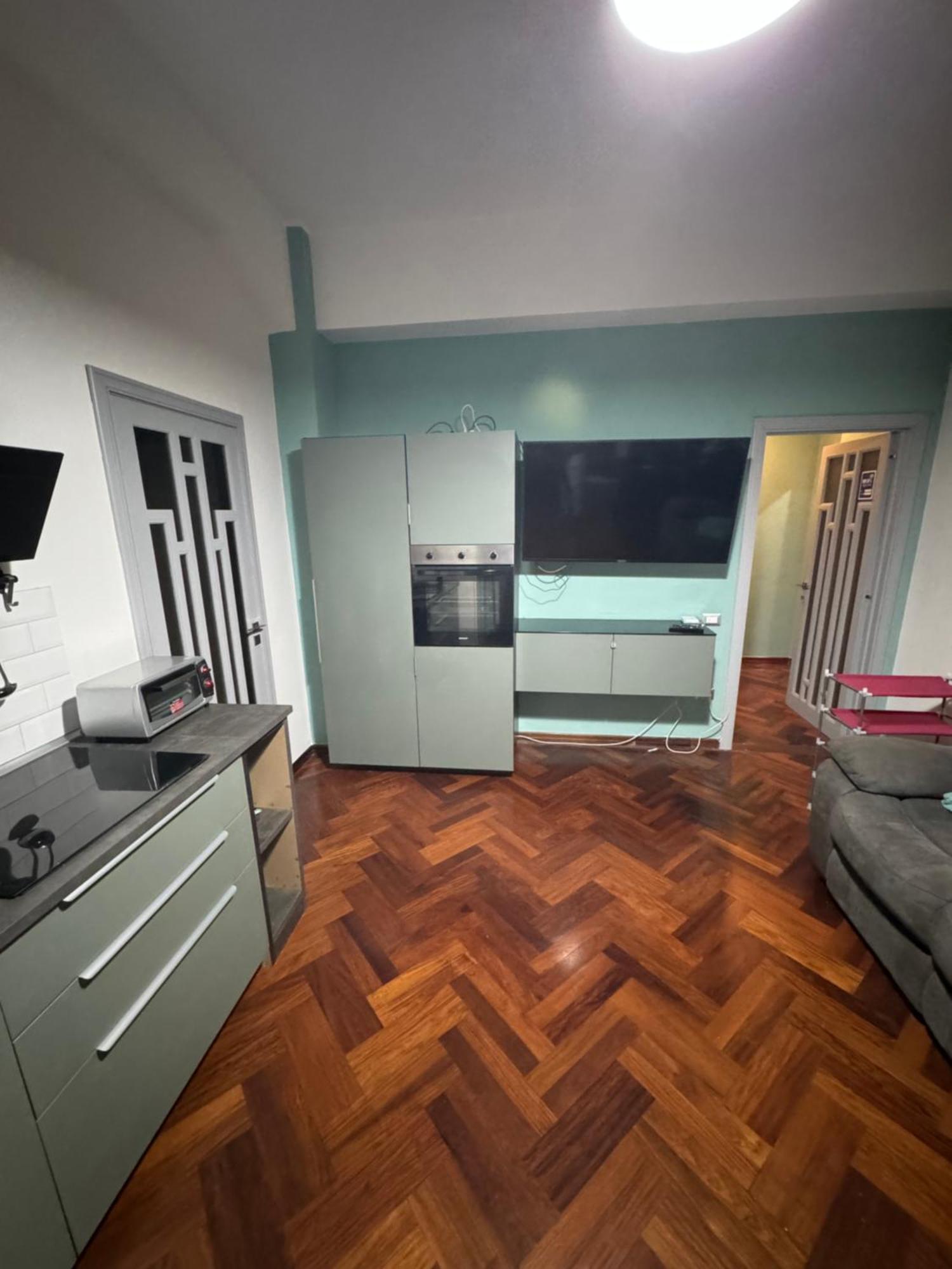 Central Station And City Rooms Link "13 Apartment" Amalfi Coast , ซาแลร์โน ภายนอก รูปภาพ